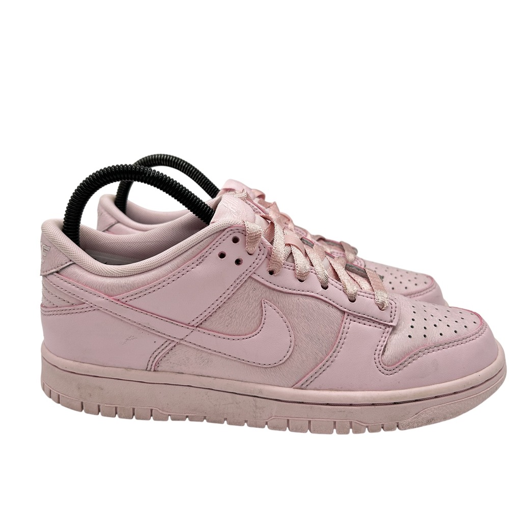 Nike Shoes‎ Teens Size 6.5 Dunk Low Pink Leather Comfort Cushioned 921803-601